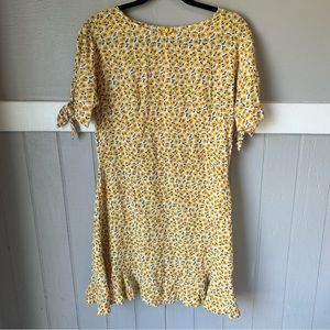 Faithful The Brand Daphne Floral Sunflower dress